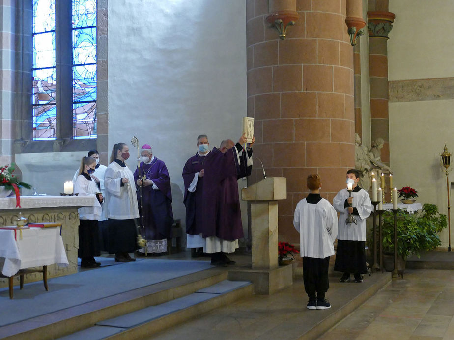 Beauftragung zu Lektorat und Akolythat in St. Marien, Volkmarsen (Foto: Karl-Franz Thiede)